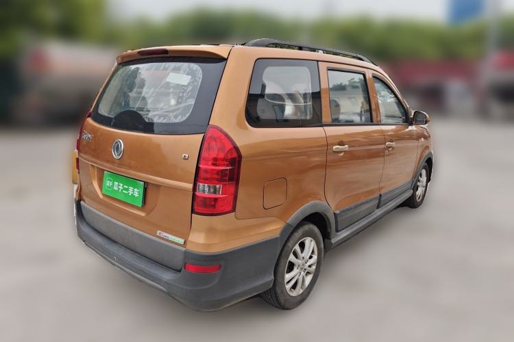 Used Dongfeng Fengon 360 2015 1.5L Manual Comfort 7-Seater National Emission Standard V Rear Right 45 Deg