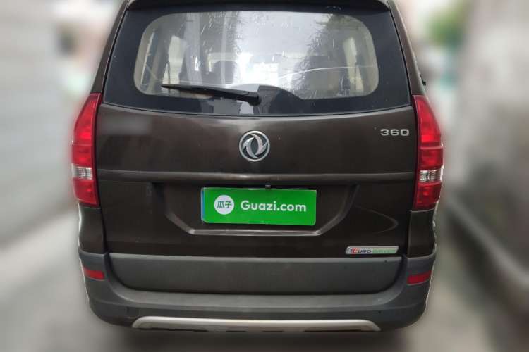 Used Dongfeng Fengon 360 2015 1.5L Manual Comfort II 7-Seater Rear
