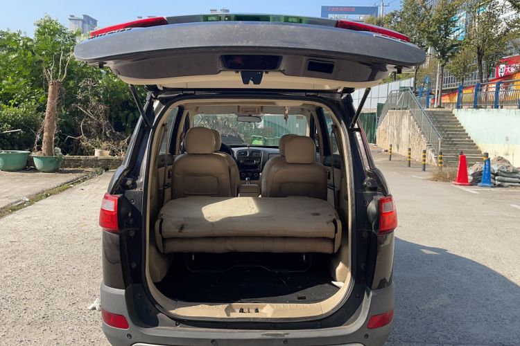 Used Dongfeng Fengon 370 2016 1.5L Manual Standard Edition SFG15-05 7 Seats Trunk