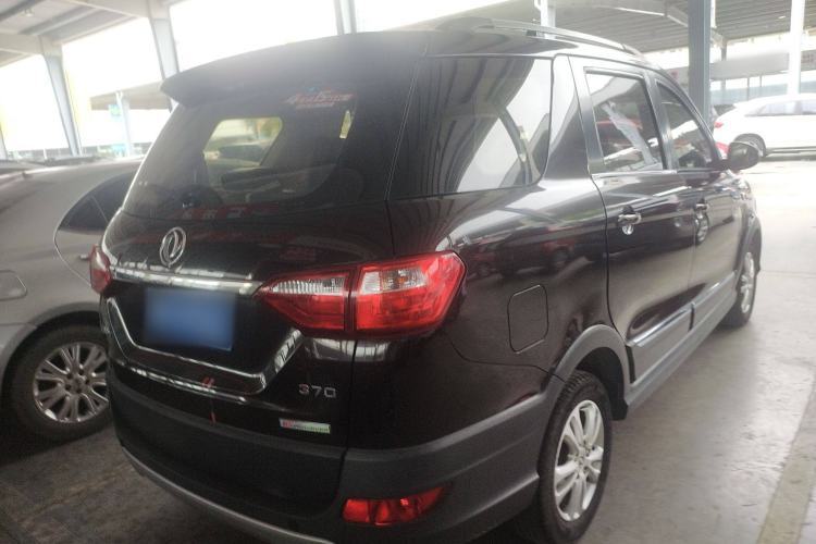 Used Dongfeng Fengon 370 2016 1.5L Manual Luxury Version SFG15-02 7 Seats Exterior 3