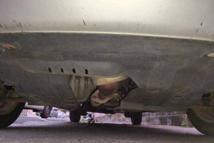 Used Dongfeng Fengon 370 2016 1.5L Manual Elite Home Edition 7-Seater Chassis Front