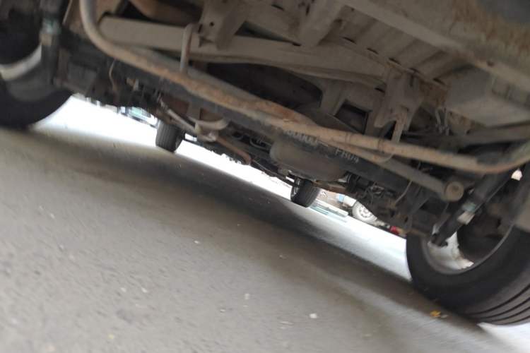 Used Dongfeng Fengon 370 2016 1.5L Manual Comfort 7-Seater Chassis Rear