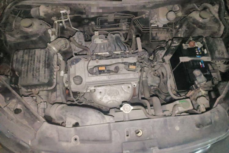 Used Dongfeng Fengon 370 2016 1.5L Manual Comfort 7-Seater Engine Bay