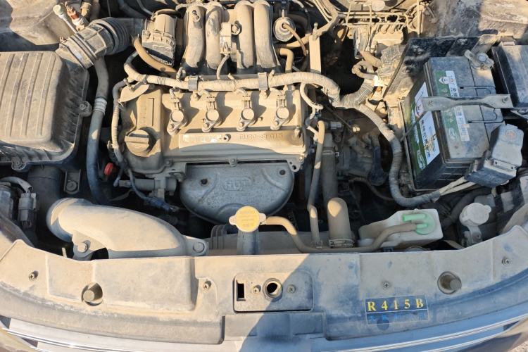 Used Dongfeng Fengon 370 2016 1.5L Manual Luxury 7-Seater Engine Bay