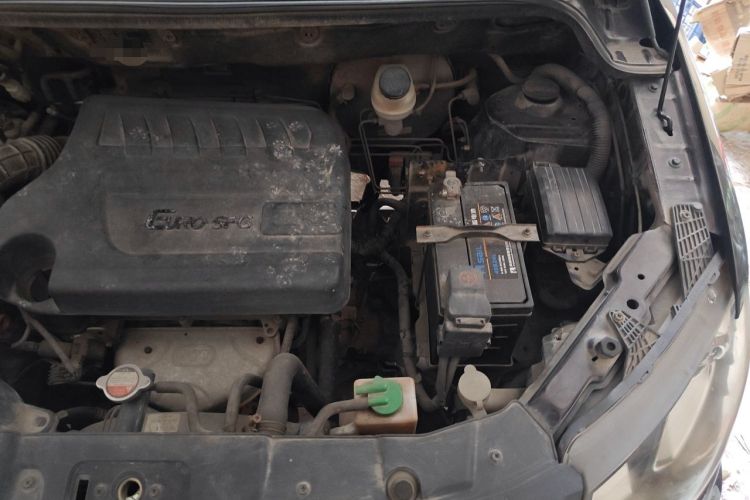 Used Dongfeng Fengon 370 2016 1.5L Manual Standard Edition SFG15-02 7 Seats Engine Bay Left