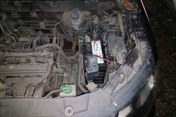 Used Dongfeng Fengon 370 2016 1.5L Manual Standard Edition SFG15-05 7 Seats Engine Bay Left