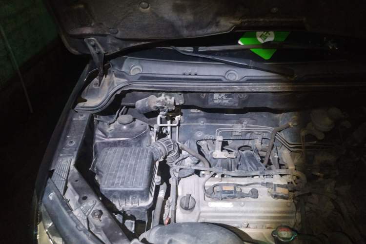 Used Dongfeng Fengon 370 2016 1.5L Manual Standard Edition SFG15-05 7 Seats Engine Bay Right