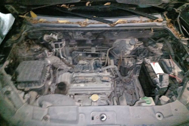 Used Dongfeng Fengon 370 2016 1.5L Manual Standard Edition SFG15-05 7 Seats Engine Bay