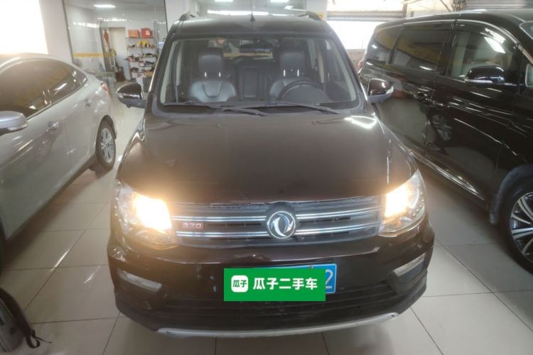 Used Dongfeng Fengon 370 2016 1.5L Manual Luxury Version SFG15-05 7 Seats Front