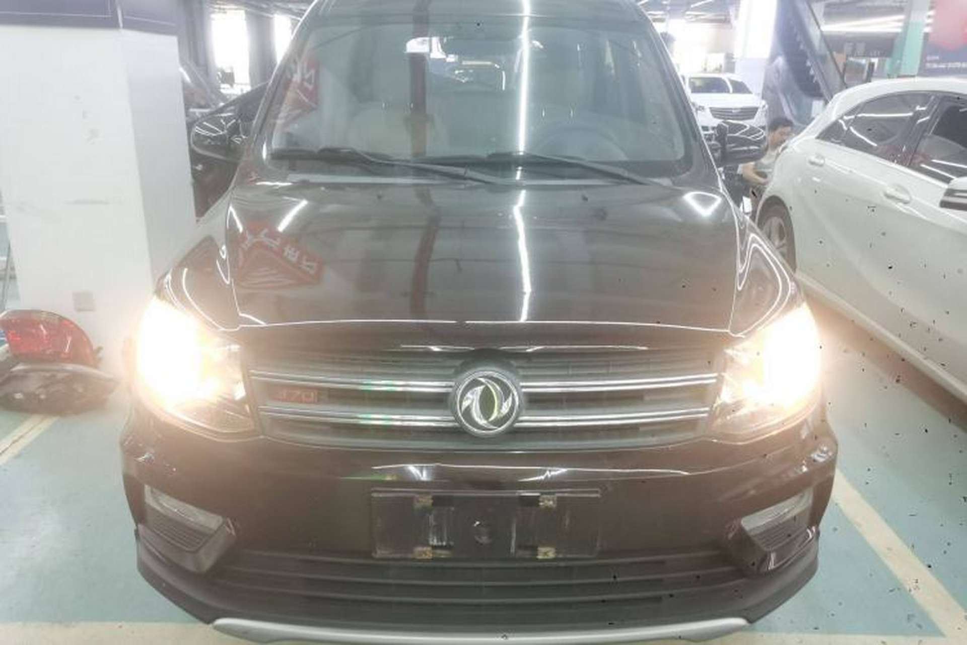 Used Dongfeng Fengon 370 2016 1.5L Manual Standard Edition SFG15-05 7 Seats Front