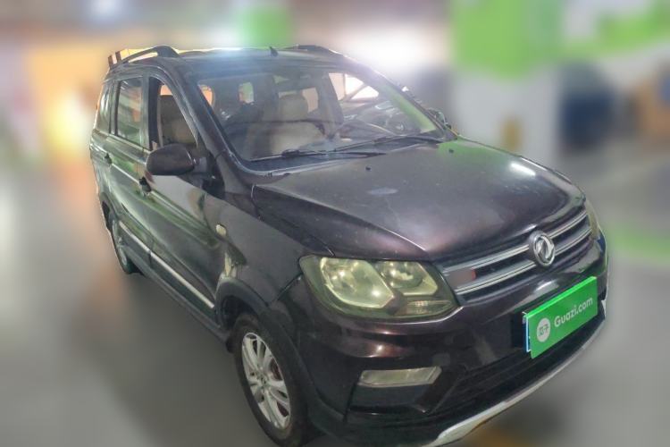 Used Dongfeng Fengon 370 2016 1.5L Manual Standard Edition SFG15-02 7 Seats Front Right 45 Deg