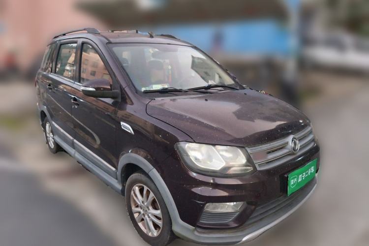 Used Dongfeng Fengon 370 2016 1.5L Manual Elite Home Edition 7-Seater Front Right 45 Deg