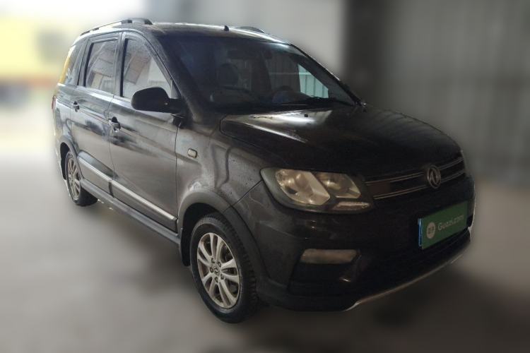 Used Dongfeng Fengon 370 2016 1.5L Manual Standard Edition SFG15-02 7 Seats Front Right 45 Deg