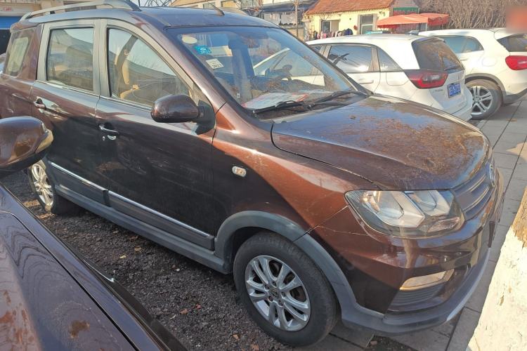 Used Dongfeng Fengon 370 2016 1.5L Manual Standard Edition SFG15-05 7 Seats Front Right 45 Deg