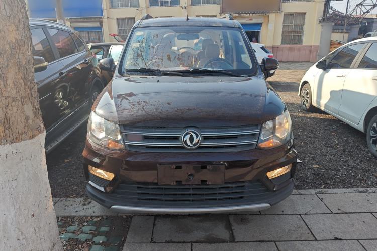 Used Dongfeng Fengon 370 2016 1.5L Manual Standard Edition SFG15-05 7 Seats Front
