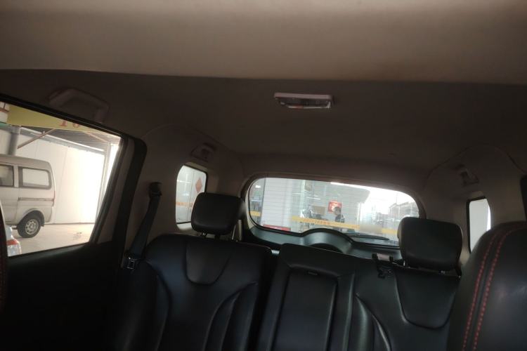 Used Dongfeng Fengon 370 2016 1.5L Manual Luxury Version SFG15-05 7 Seats Headliner