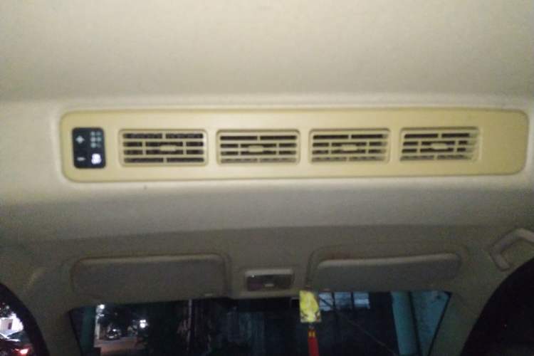 Used Dongfeng Fengon 370 2016 1.5L Manual Standard Edition SFG15-05 7 Seats Headliner
