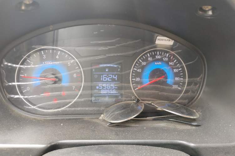 Used Dongfeng Fengon 370 2016 1.5L Manual Comfort Model 5 Seats Instrument Cluster