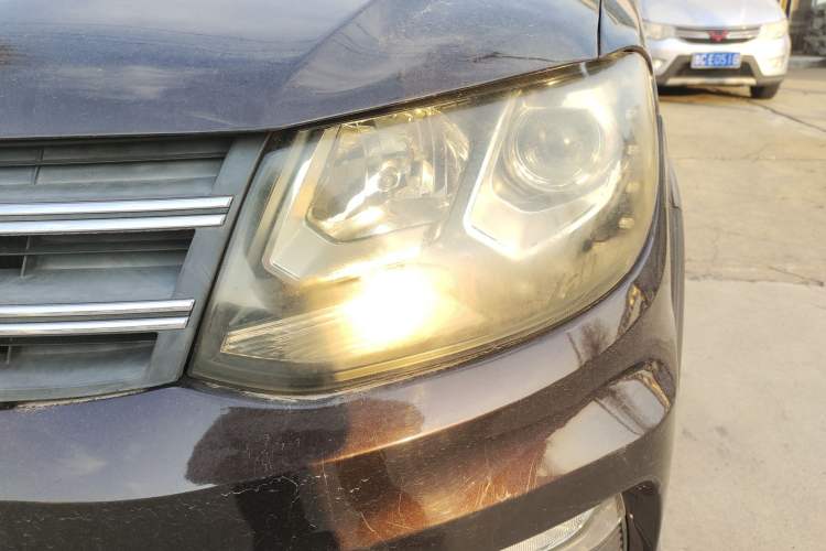 Used Dongfeng Fengon 370 2016 1.5L Manual Luxury Version SFG15-02 7 Seats Left Front Headlight