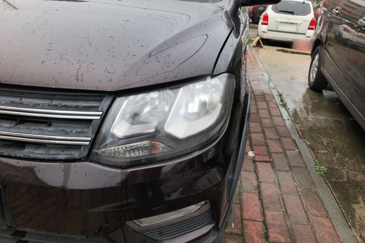 Used Dongfeng Fengon 370 2016 1.5L Manual Elite Home Edition 5 Seats Left Front Headlight