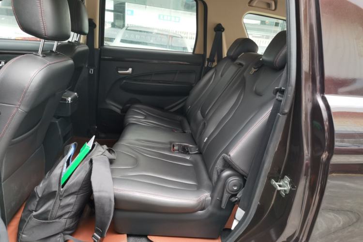 Used Dongfeng Fengon 370 2016 1.5L Manual Elite Travel Edition 7 Seats Left Rear Seat