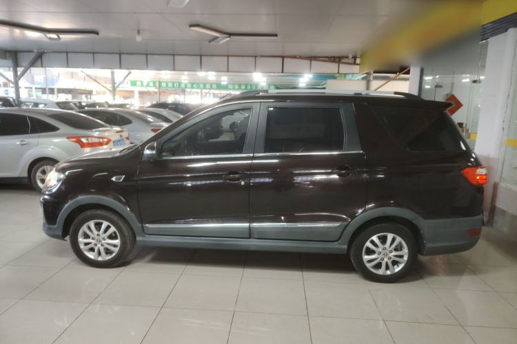 Used Dongfeng Fengon 370 2016 1.5L Manual Luxury Version SFG15-05 7 Seats Left Side