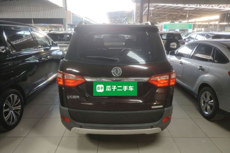 Used Dongfeng Fengon 370 2016 1.5L Manual Luxury Version SFG15-05 7 Seats Rear
