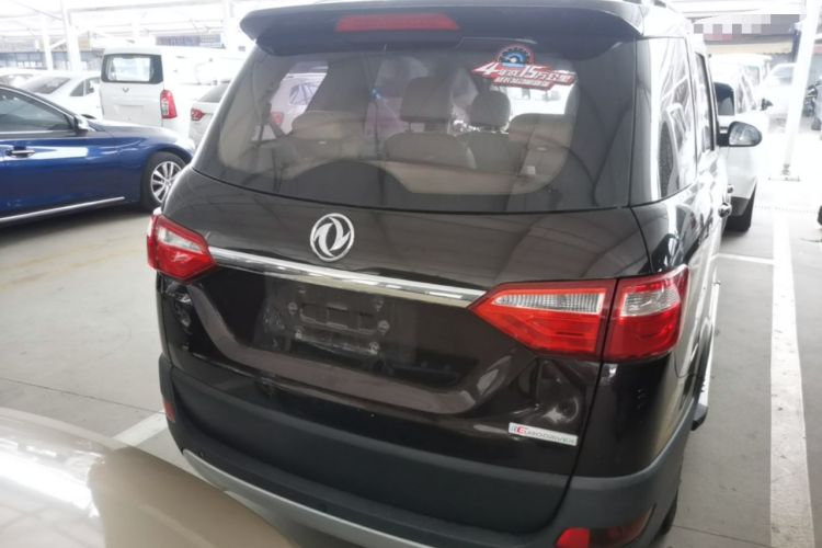 Used Dongfeng Fengon 370 2016 1.5L Manual Standard Edition SFG15-05 7 Seats Rear
