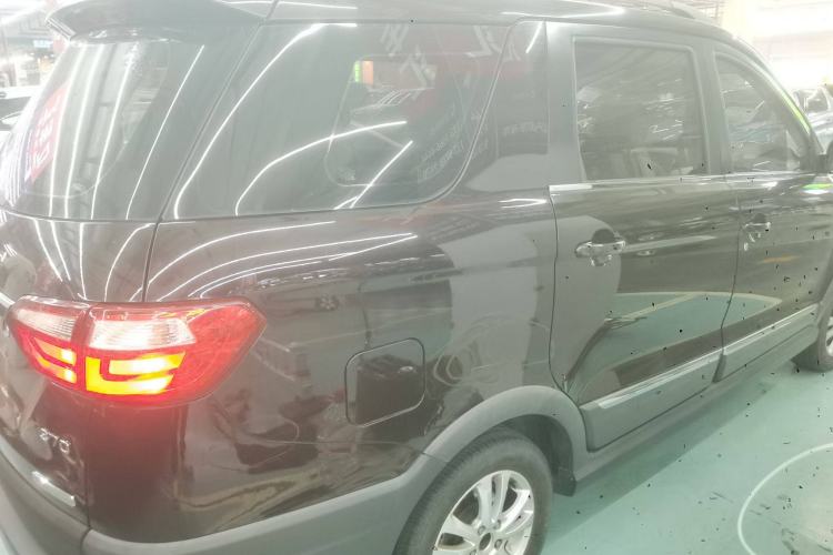Used Dongfeng Fengon 370 2016 1.5L Manual Standard Edition SFG15-05 7 Seats Rear Right 45 Deg