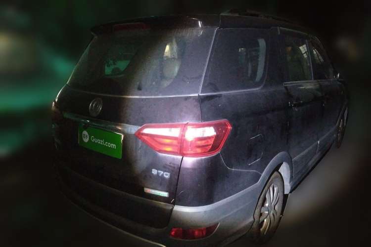 Used Dongfeng Fengon 370 2016 1.5L Manual Standard Edition SFG15-05 7 Seats Rear Right 45 Deg