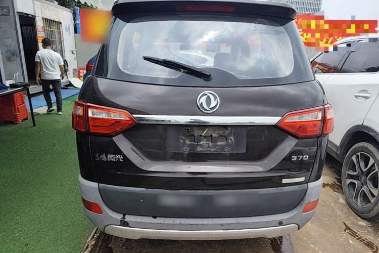 Used Dongfeng Fengon 370 2016 1.5L Manual Elite Home Edition 7-Seater Rear