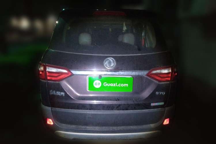 Used Dongfeng Fengon 370 2016 1.5L Manual Standard Edition SFG15-05 7 Seats Rear