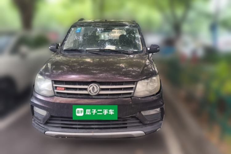Used Dongfeng Fengon 370 2016 1.5L Manual Luxury Version SFG15-02 7 Seats Front