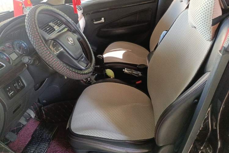 Used Dongfeng Fengon 370 2016 1.5L Manual Elite Home Edition 7-Seater Left Front Seat