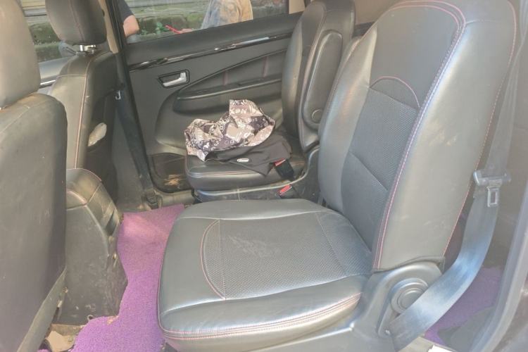 Used Dongfeng Fengon 370 2016 1.5L Manual Luxury Version SFG15-02 7 Seats Left Rear Seat