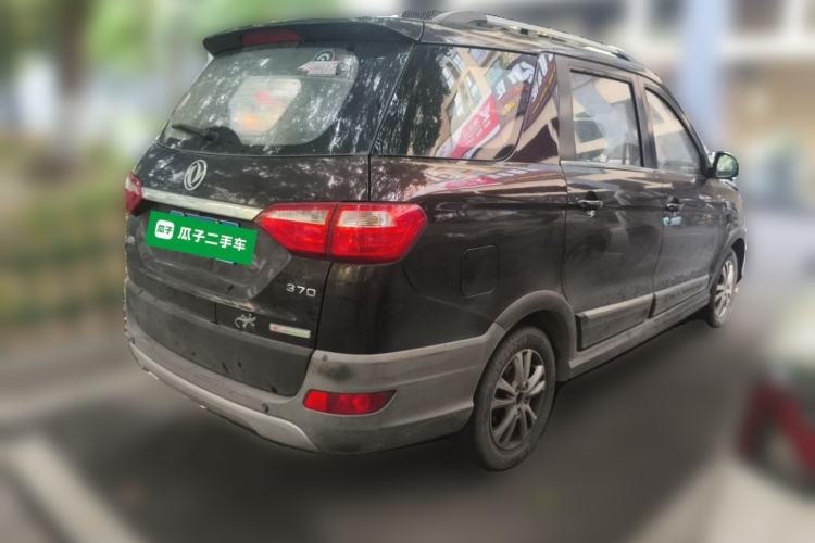 Used Dongfeng Fengon 370 2016 1.5L Manual Luxury Version SFG15-02 7 Seats Rear Right 45 Deg
