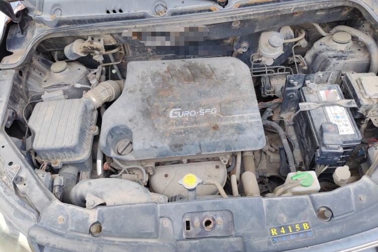 Used Dongfeng Fengon 370 2016 1.5L Manual Elite Home Edition 7-Seater Engine Bay