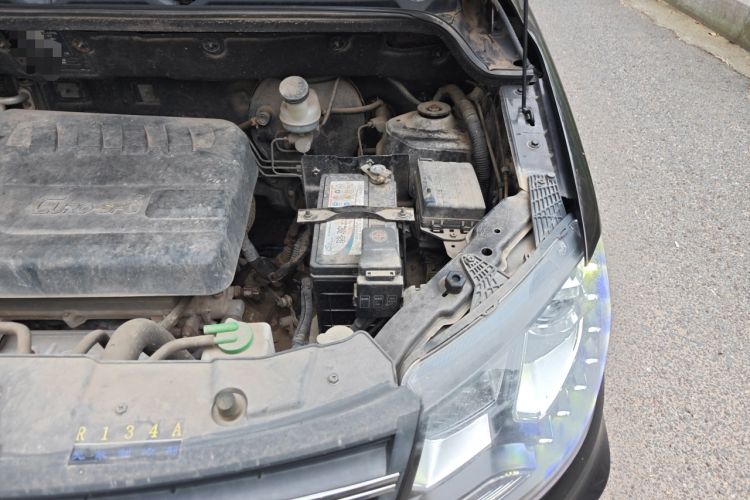Used Dongfeng Fengon 370 2016 1.5L Manual Standard Edition SFG15-02 7 Seats Engine Bay Left