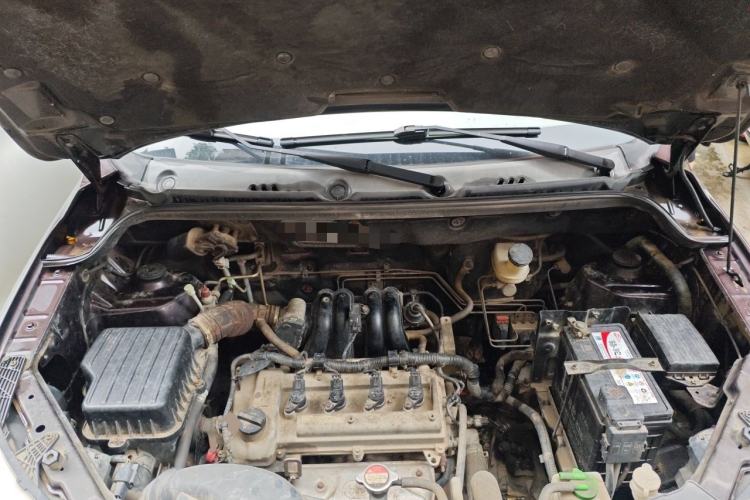 Used Dongfeng Fengon 370 2016 1.5L Manual Standard Edition SFG15-02 7 Seats Engine Bay
