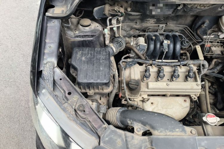 Used Dongfeng Fengon 370 2016 1.5L Manual Standard Edition SFG15-02 7 Seats Engine Bay Right