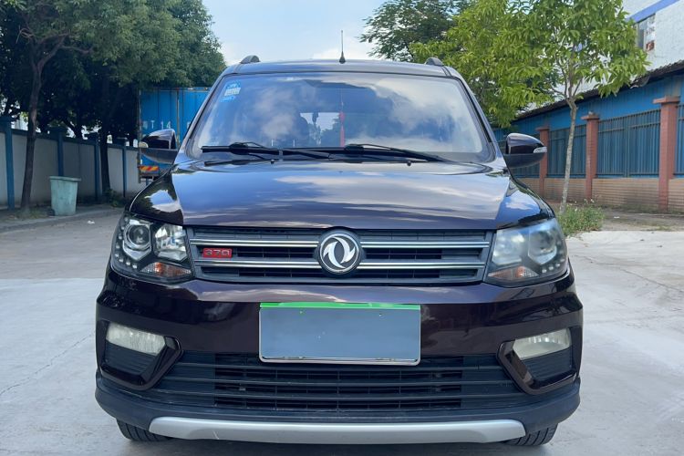 Used Dongfeng Fengon 370 2016 1.5L Manual Standard Model II 7 Seats Exterior 1