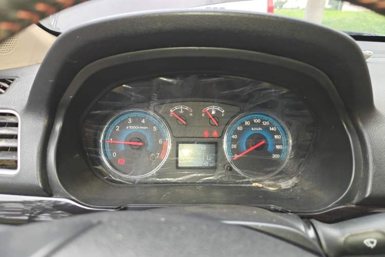 Used Dongfeng Fengon 370 2016 1.5L Manual Standard Edition SFG15-02 7 Seats Instrument Cluster