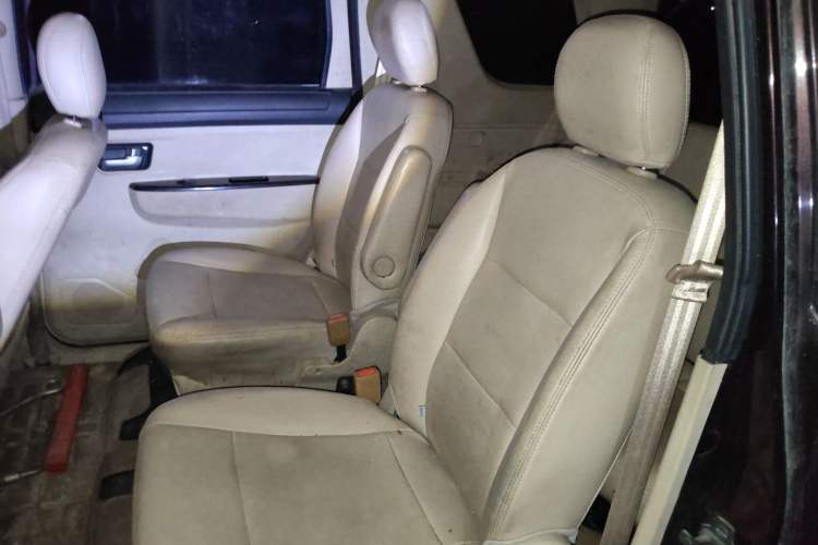 Used Dongfeng Fengon 370 2016 1.5L Manual Standard Model II 7 Seats Left Rear Seat