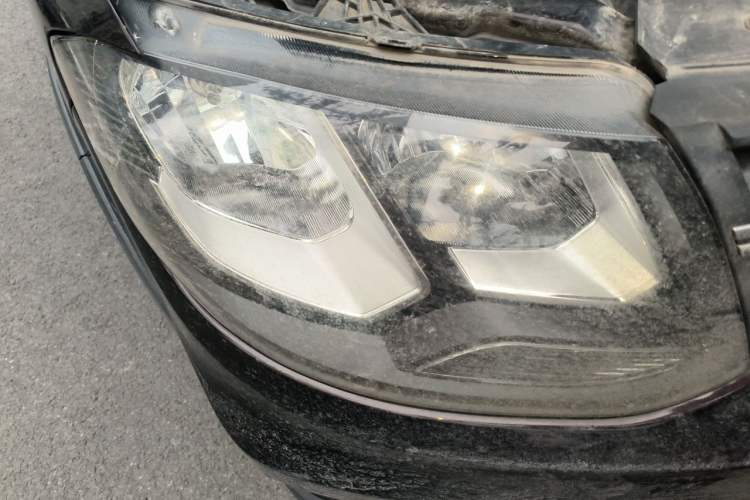 Used Dongfeng Fengon 370 2016 1.5L Manual Standard Edition SFG15-02 7 Seats Right Front Headlight