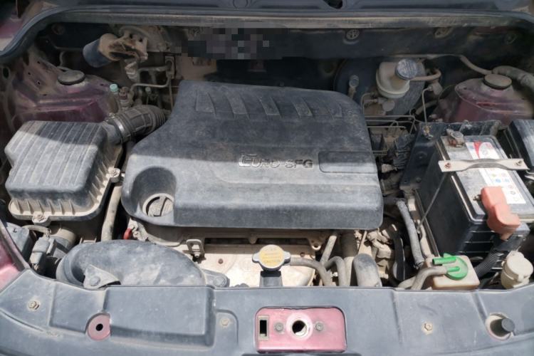 Used Dongfeng Fengon 370 2016 1.5L Manual Elite Home Edition 7-Seater Engine Bay