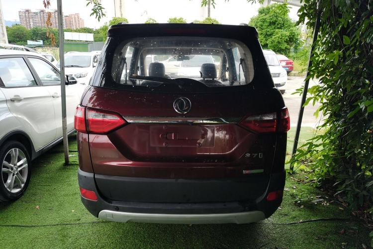 Used Dongfeng Fengon 370 2016 1.5L Manual Luxury 7-Seater Exterior 4