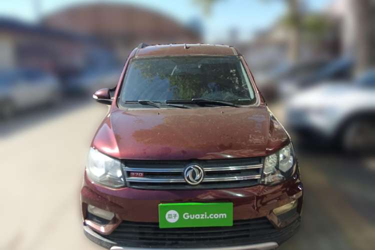 Used Dongfeng Fengon 370 2016 1.5L Manual Elite Travel Edition 7 Seats Front