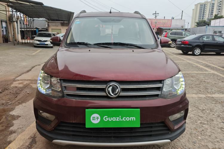 Used Dongfeng Fengon 370 2016 1.5L Manual Luxury Version SFG15-05 7 Seats Front