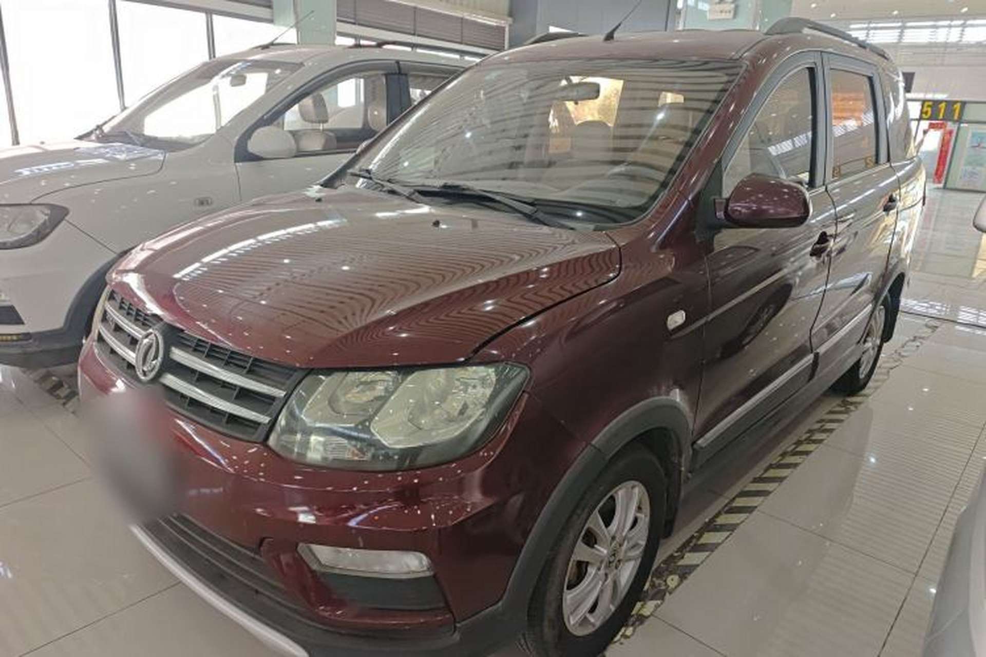 Used Dongfeng Fengon 370 2016 1.5L Manual Standard Edition SFG15-05 7 Seats Front Left 45 Deg