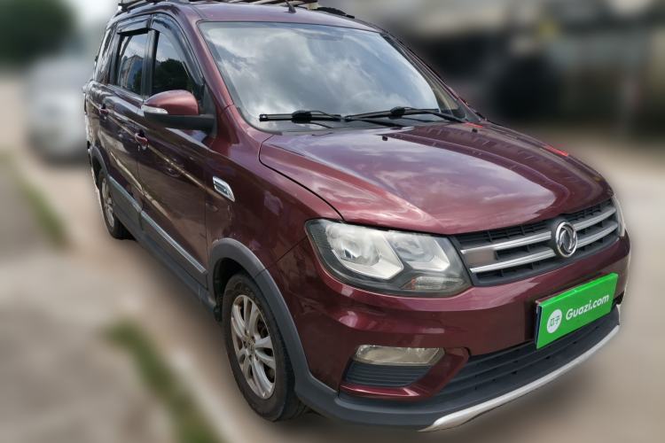 Used Dongfeng Fengon 370 2016 1.5L Manual Elite Home Edition 7-Seater Front Right 45 Deg